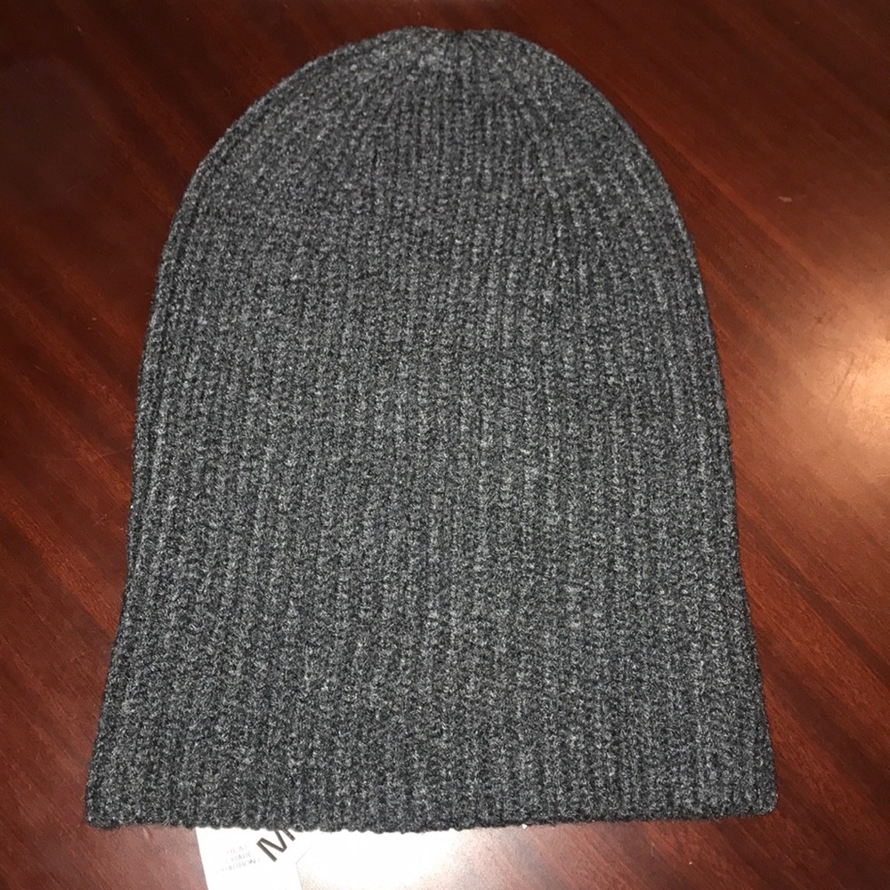 Aritzia heather charcoal beanie
